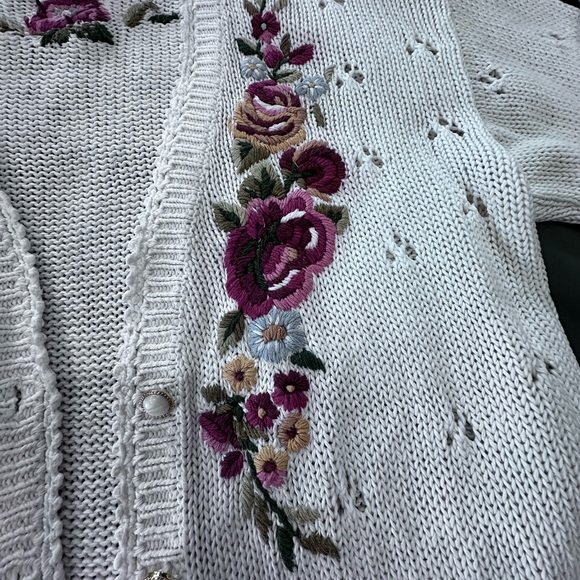 Capacity Petites Cottage Core FloralSweater M Vintage Red Pink Rose Cardigan - Picture 10 of 16